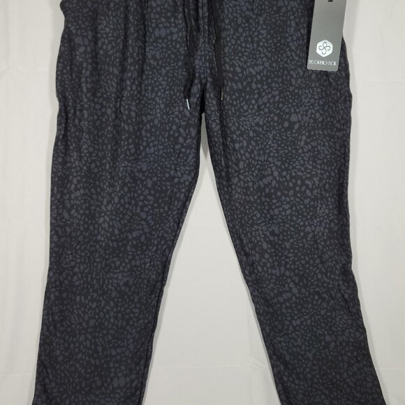 Fare Crop Joggers Scorpio Sol Ditsy Cheetah - Picture 1 of 5